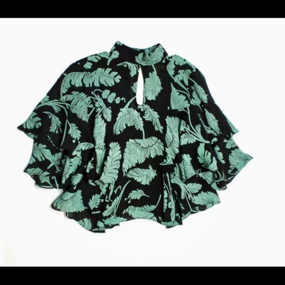 Cinq a Sept Green & Black Silk Shirt. Fits S, XS